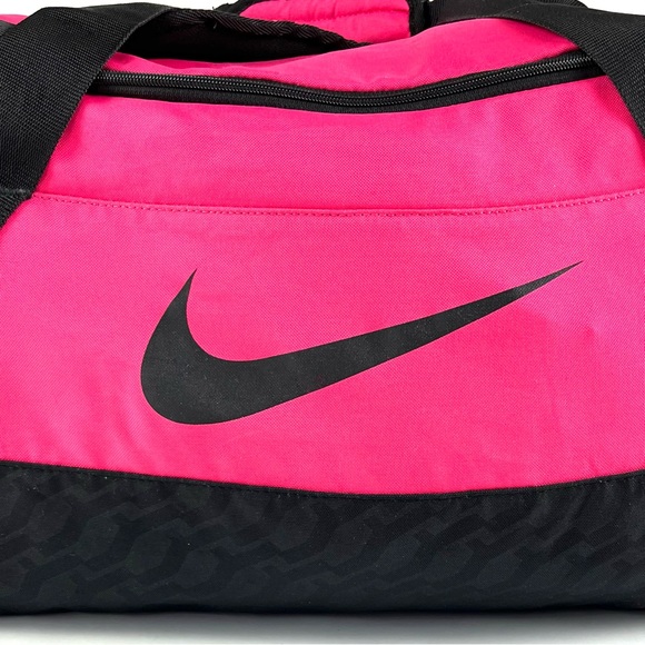 Nike Brasilia 6 Hot Pink Large Duffle Bag - Picture 4 of 7